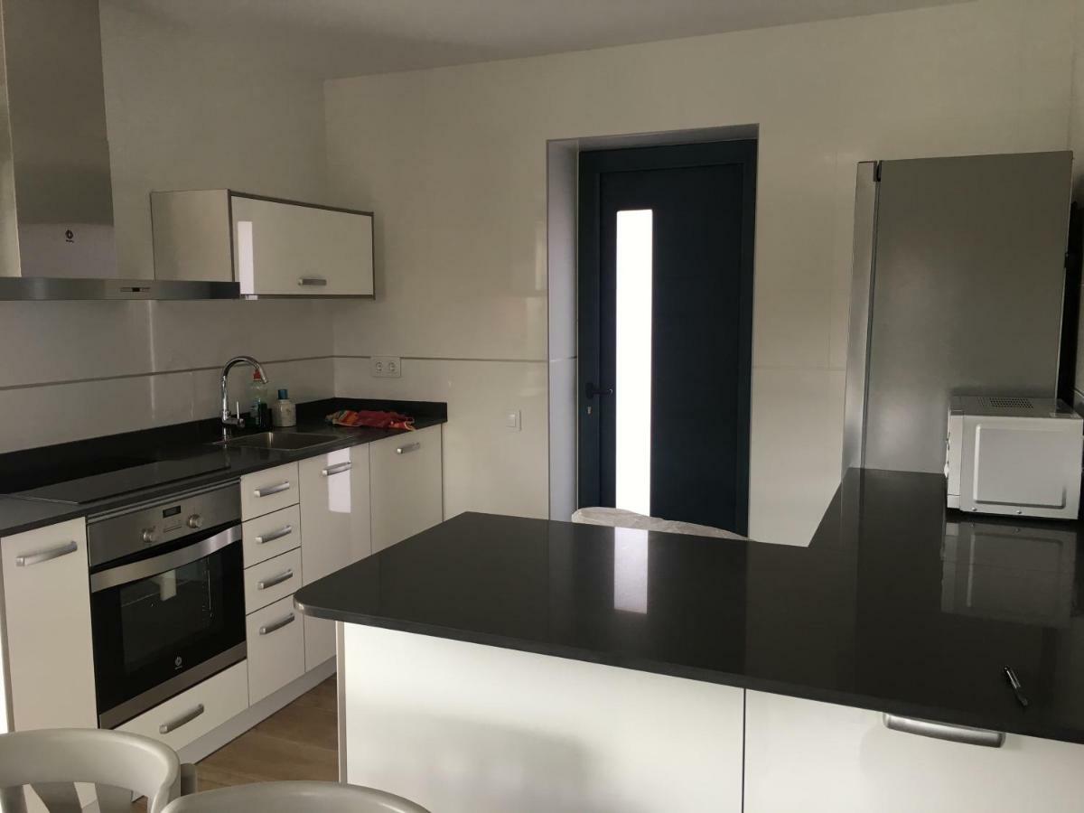 Torre De La Ferreria Apartment Tona Ngoại thất bức ảnh